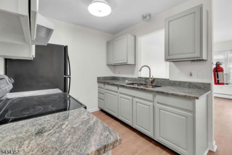 65 Montgomery Ave U1 Irvington NJ 07111