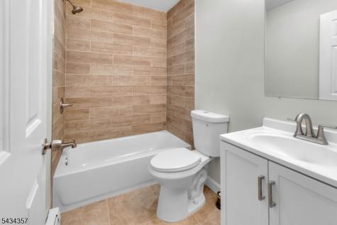 65 Montgomery Ave U1 Irvington NJ 07111