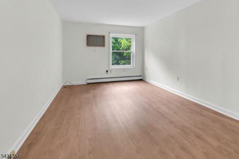 65 Montgomery Ave U1 Irvington NJ 07111