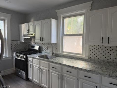 102 Midland Avenue East Orange NJ 07017