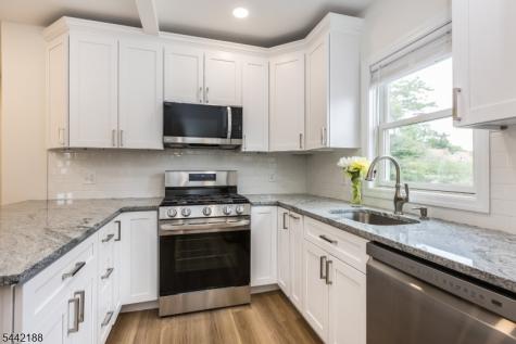 26 N Willow Street Montclair NJ 07042