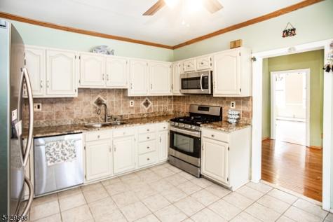 54 N 13th Street Hawthorne NJ 07506