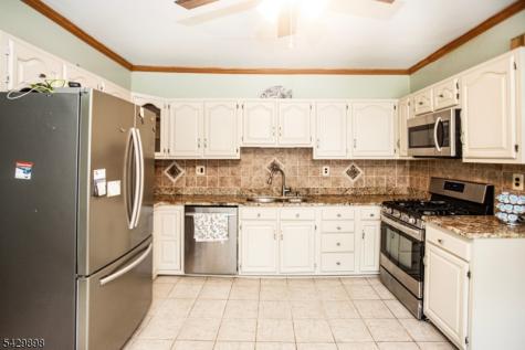 54 N 13th Street Hawthorne NJ 07506
