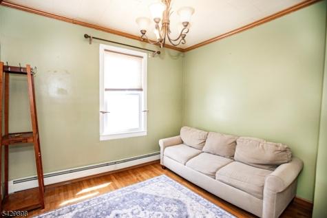 54 N 13th Street Hawthorne NJ 07506