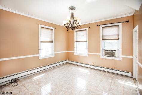 54 N 13th Street Hawthorne NJ 07506