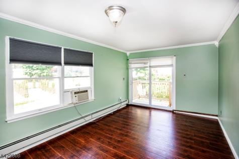 54 N 13th Street Hawthorne NJ 07506