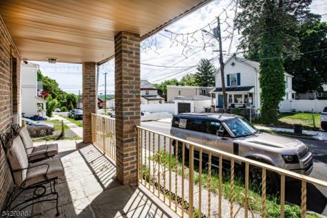 54 N 13th Street Hawthorne NJ 07506