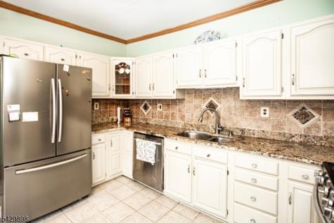 54 N 13th Street Hawthorne NJ 07506
