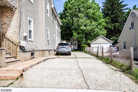 54 N 13th Street Hawthorne NJ 07506