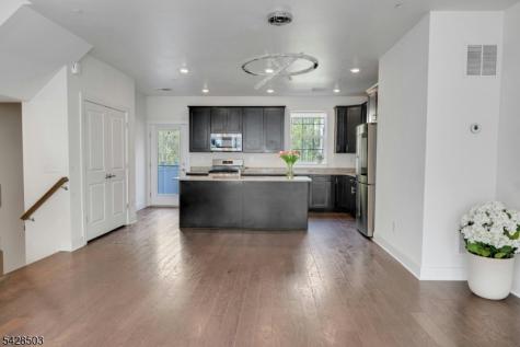 1808 Devon Lane Rockaway NJ 07866