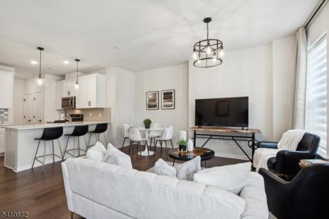 4 Sadie Cir Unit 4104 Union NJ 07083