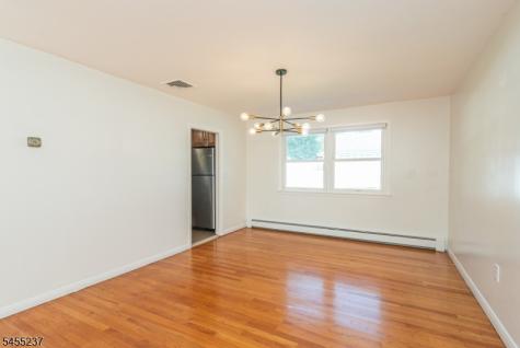 44 Daniels Drive Clifton NJ 07013