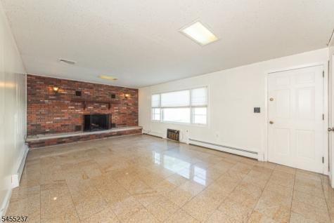 44 Daniels Drive Clifton NJ 07013