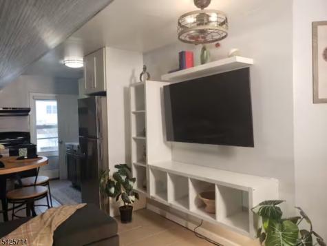 187 Milford Avenue Newark NJ 07108