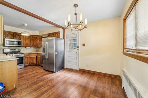1030 Jassamine Way Fort Lee NJ 07024
