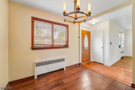 1030 Jassamine Way Fort Lee NJ 07024