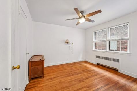 1030 Jassamine Way Fort Lee NJ 07024