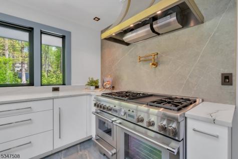 792 Partridge Drive Bridgewater NJ 08807