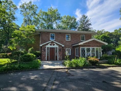 218 Devon Road Essex Fells NJ 07021