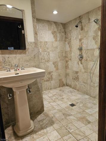 218 Devon Road Essex Fells NJ 07021