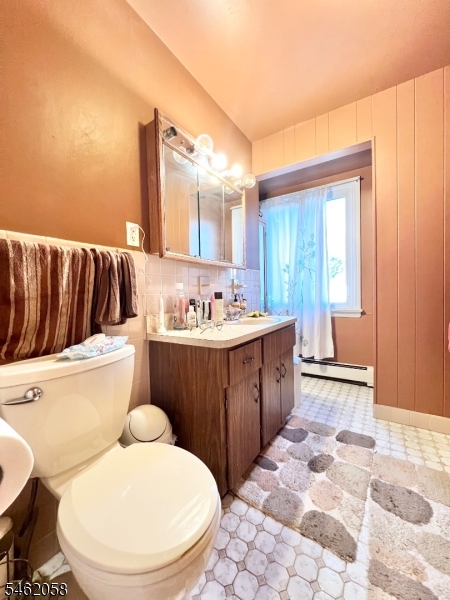 17 Andrew Court Bloomfield NJ 07003