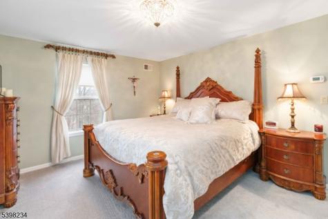 262 Vista Drive Hanover NJ 07927