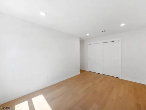 3 Meadow Road Edison NJ 08817