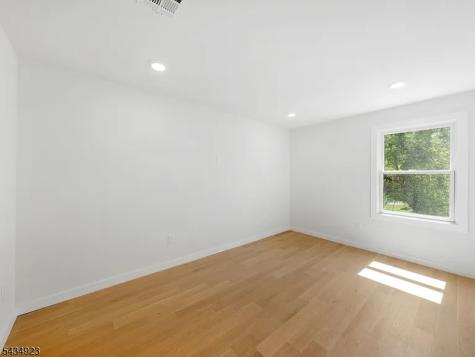 3 Meadow Road Edison NJ 08817
