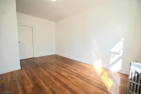 161 Augusta Street Irvington NJ 07111