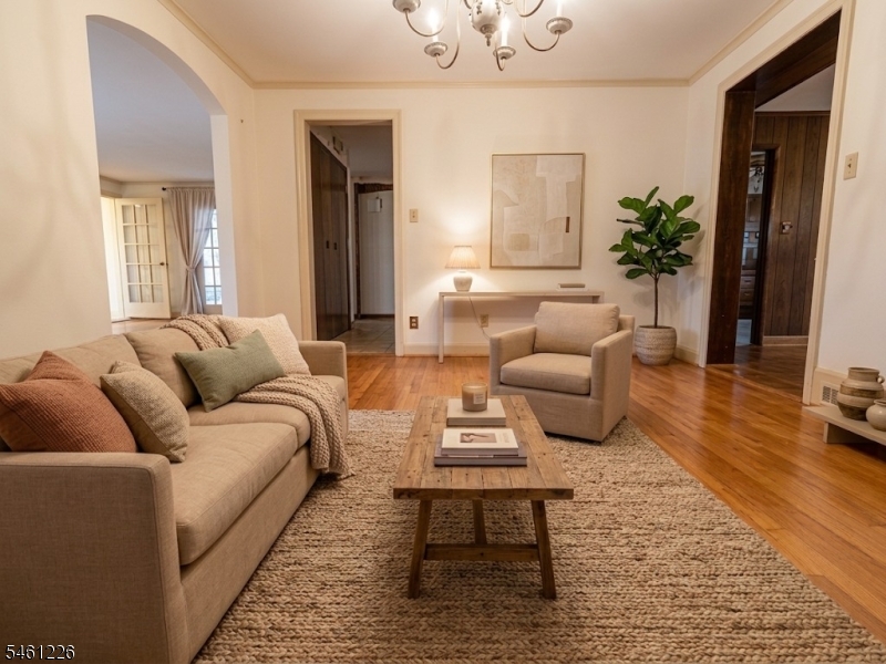 421 Wayne Terrace Union NJ 07083