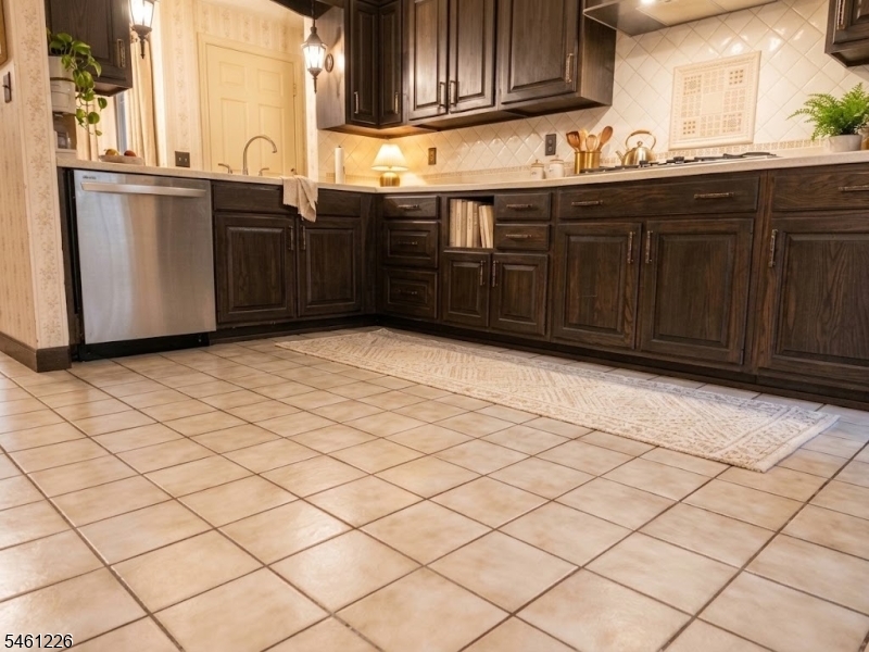 421 Wayne Terrace Union NJ 07083