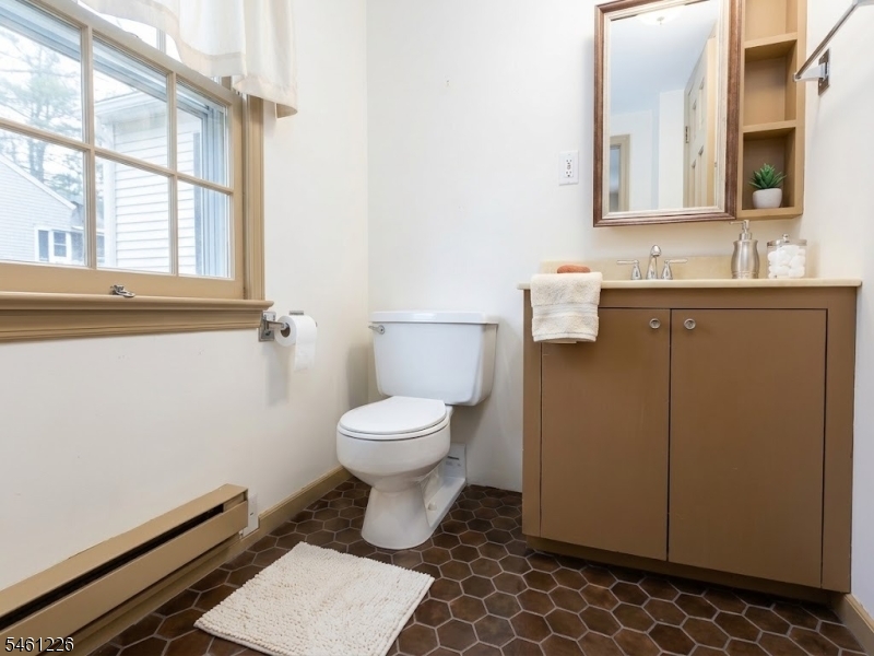 421 Wayne Terrace Union NJ 07083