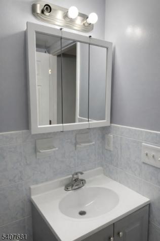 28 Branford Street Newark NJ 07114