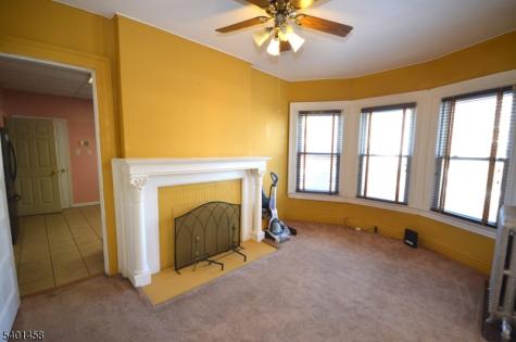 572 E 25th Street Paterson NJ 07514