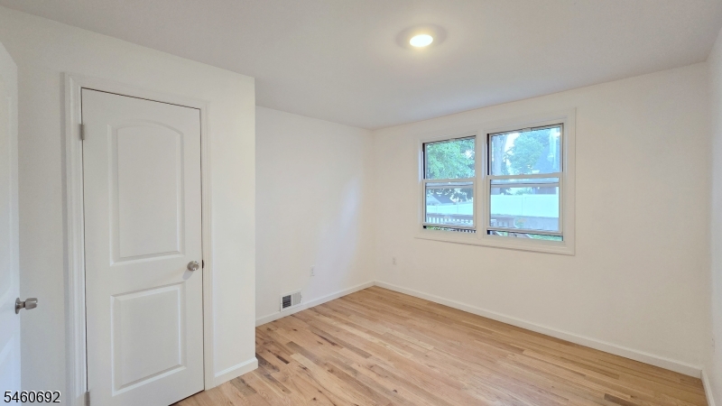 76 Baldwin Place Belleville NJ 07109