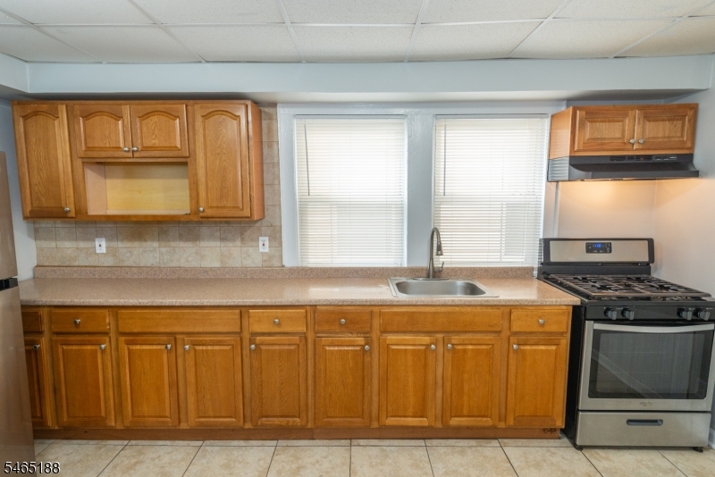 169 Woodside Avenue Newark NJ 07104