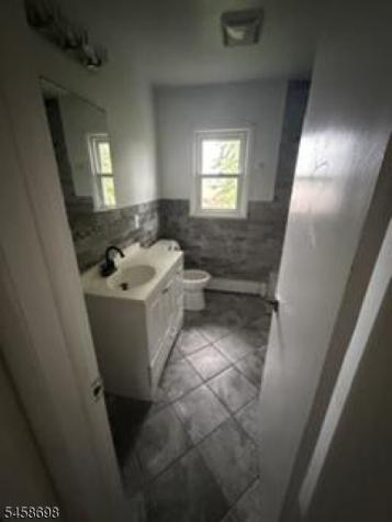 35 Sanford Street Clifton NJ 07011