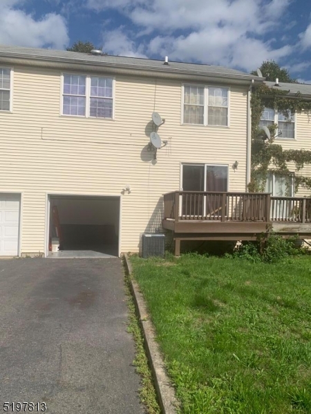 21 Holland Street Newark NJ 07103