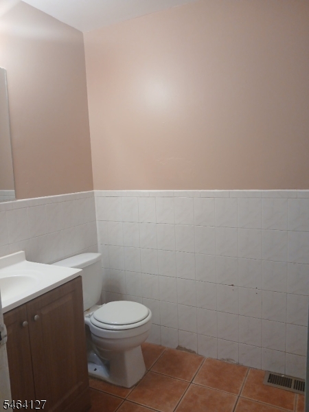 21 Holland Street Newark NJ 07103
