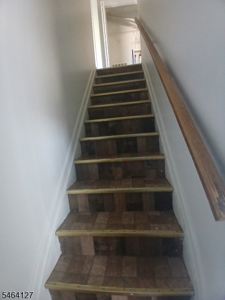 21 Holland Street Newark NJ 07103