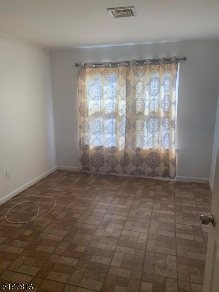 21 Holland Street Newark NJ 07103
