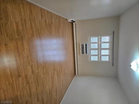 88 Boulevard Passaic NJ 07055
