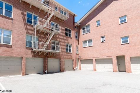 29 Upper Mountain Avenue Montclair NJ 07042