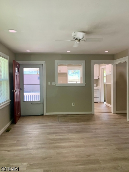 8 Lakeland Drive Hopatcong NJ 07843