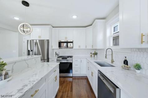 46 Eppirt Street East Orange NJ 07018