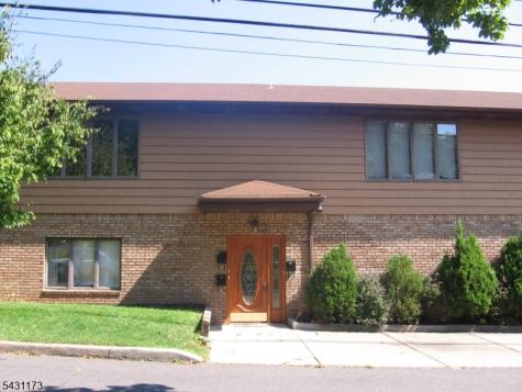 4 Hamilton Avenue Lodi NJ 07644