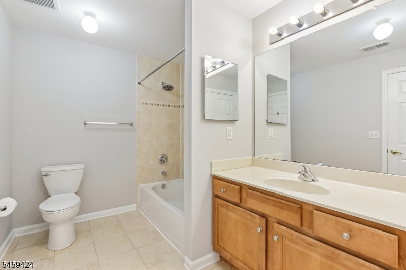 156 Old Farm Drive Allamuchy NJ 07838