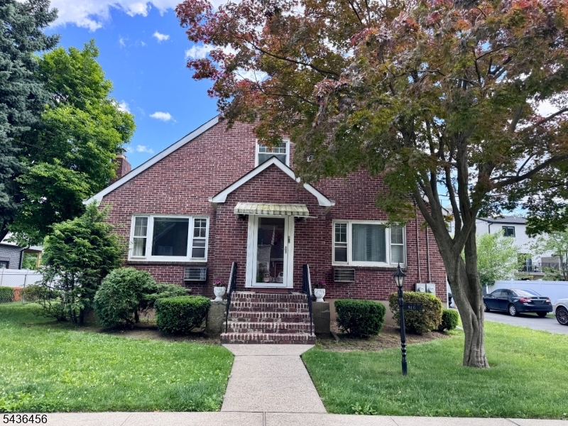 816 Kingsland Lane Fort Lee NJ 07024
