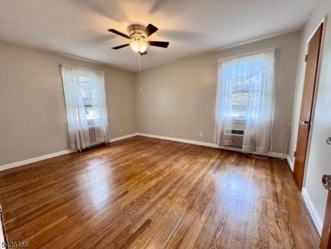 816 Kingsland Lane Fort Lee NJ 07024