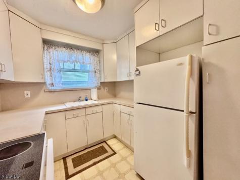 816 Kingsland Lane Fort Lee NJ 07024